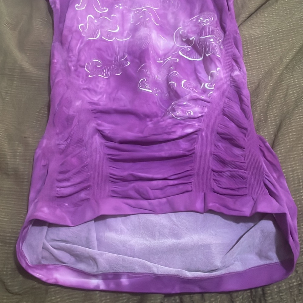 Athleta Short Sleeve Top - Picture 2 of 5
